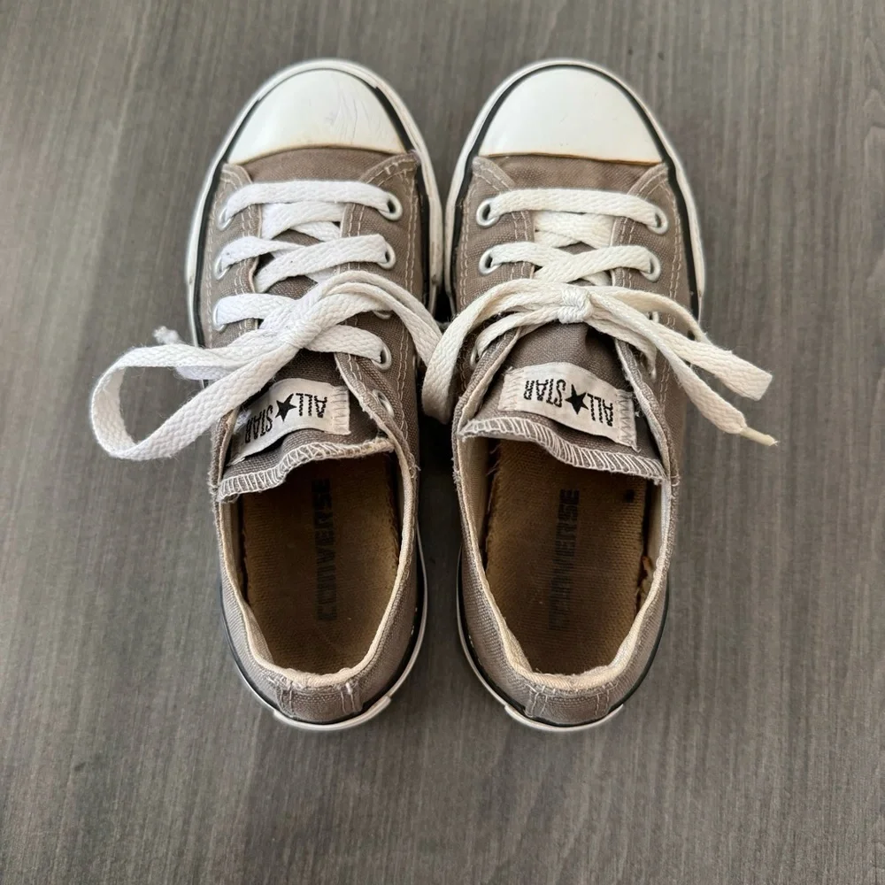 Converse All Star kids low top gray sneakers shoes size 12